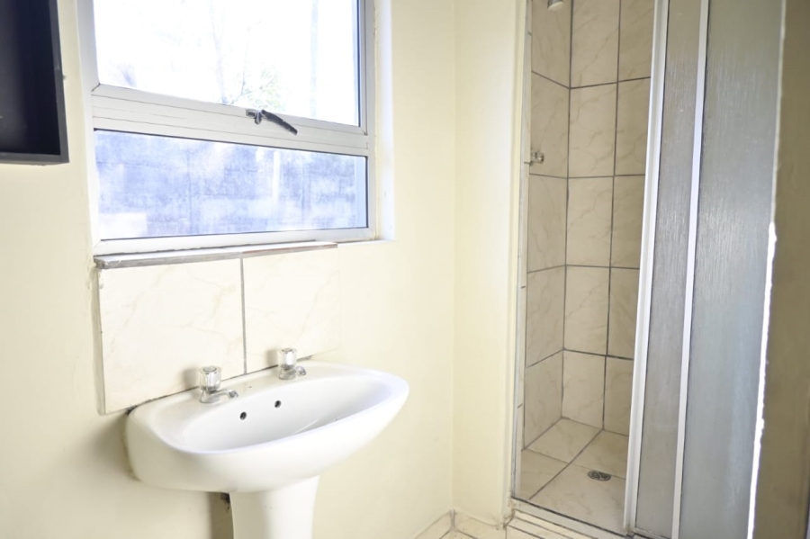 3 Bedroom Property for Sale in Summerpride Eastern Cape